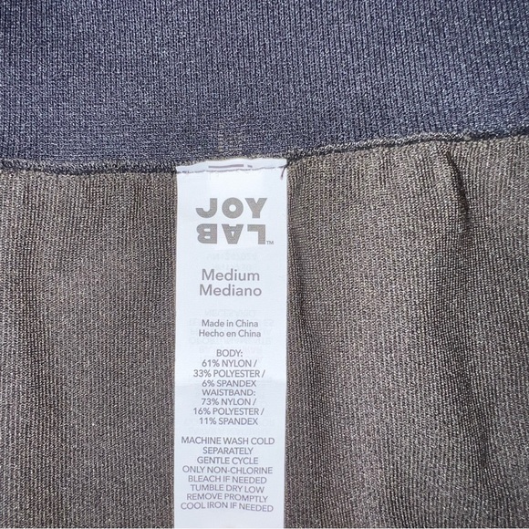 Joy Lab Biker Shorts Womens M Black High Rise Athletic Fitted Stretch NWOT - Picture 3 of 3
